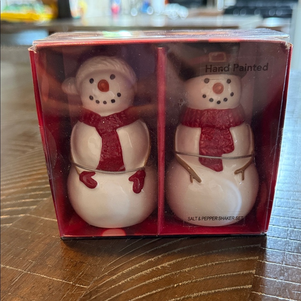 St. Nicholas Square Snowman Shaker Set - Red and White